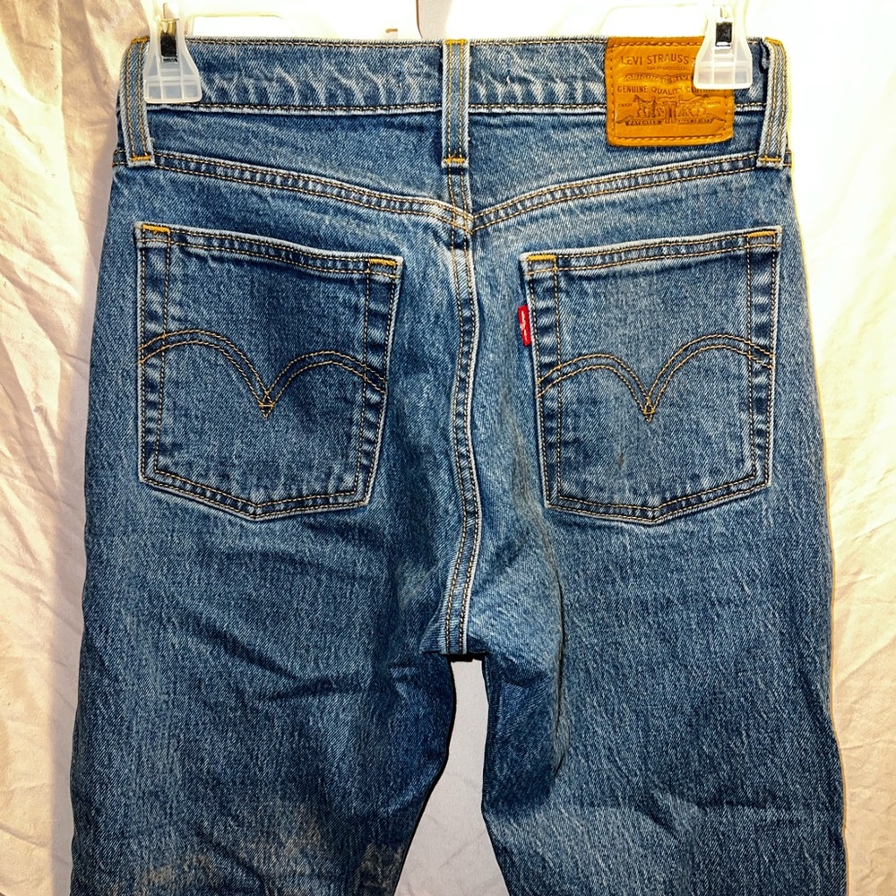 Levi’s Wedgie fit